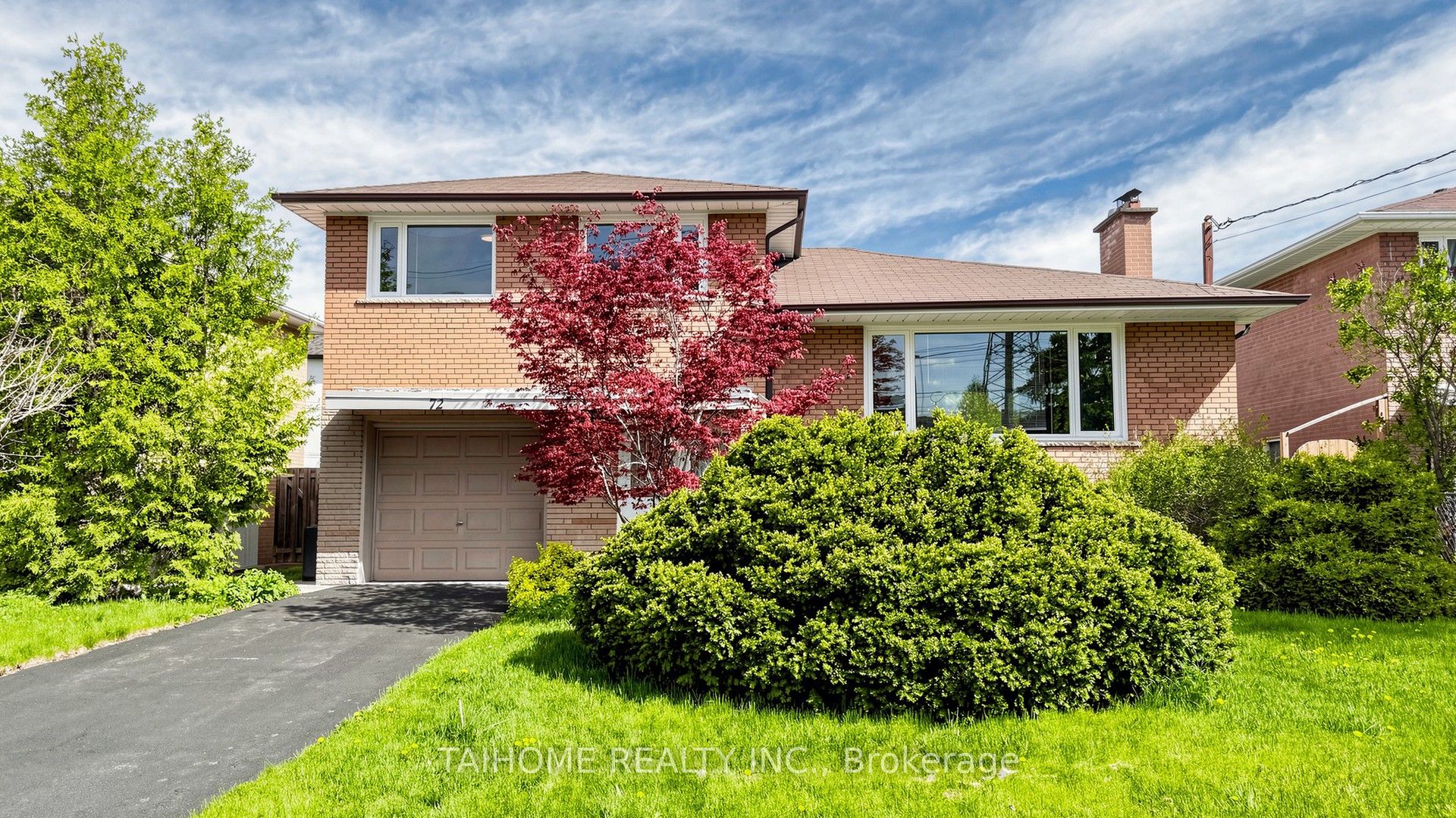 Photo 1 of 48 — 72 Bowerbank Drive, Toronto, ON M2M 2A1