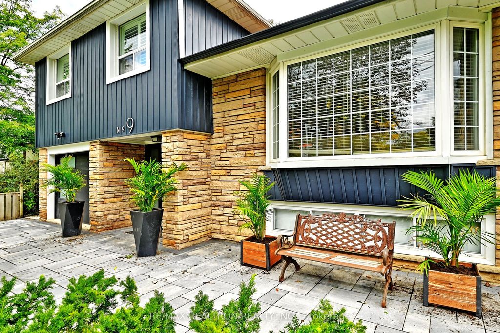 Photo of 9 Karen Road, Toronto, ON M3A 3L5 (MLS # C12431707)