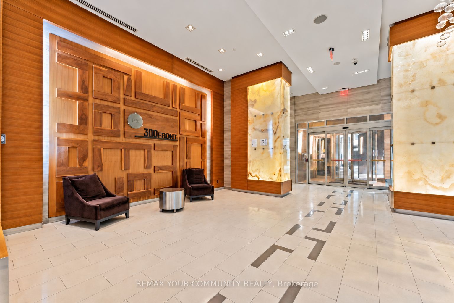 300 Front Street W 4202