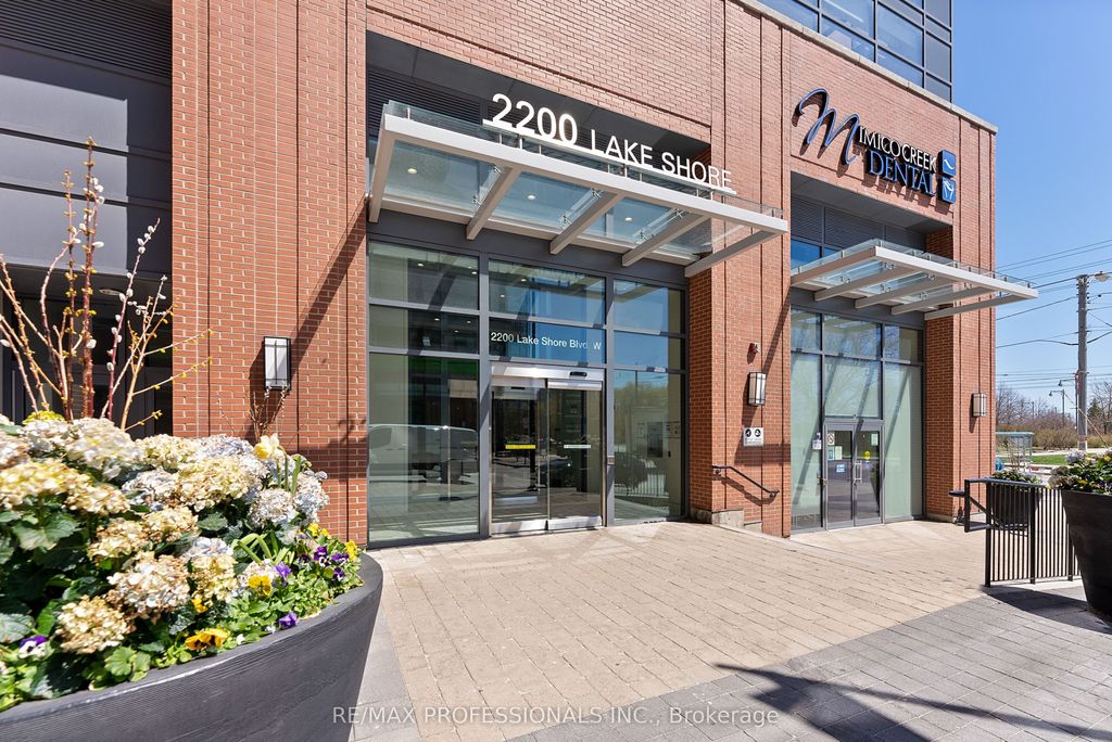 Photo of 2200 Lakeshore Boulevard W #611, Toronto, ON M8V 1A4 (MLS # W12910406)