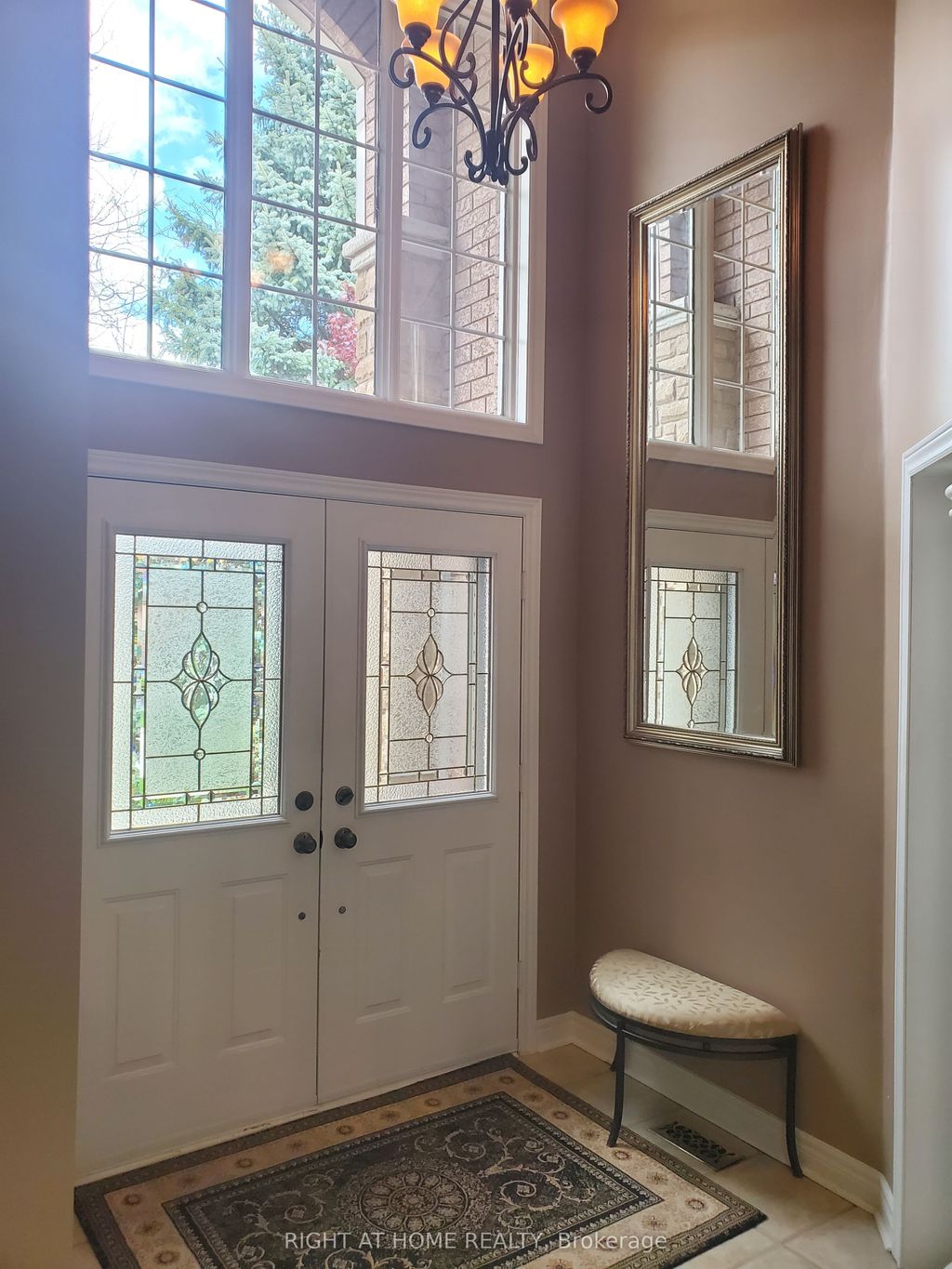Photo of 10 Red Ash Drive, Markham, ON L3S 4B6 (MLS # N13114592)