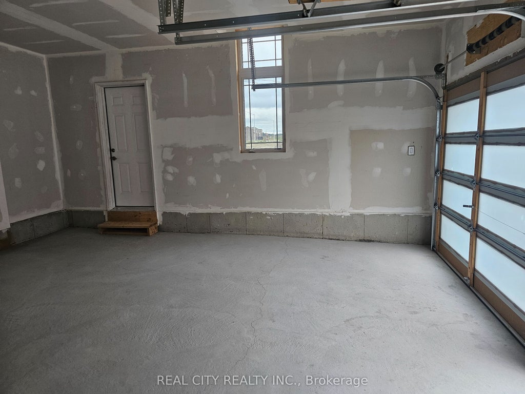 Photo of 2873 Whites Road, Pickering, ON L0H 1J0 (MLS # E13530428)