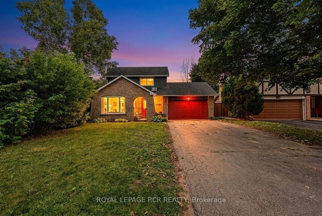 Photo of 169 Mackenzie Street, New Tecumseth, ON L9R 1B8 (MLS # N13806592)