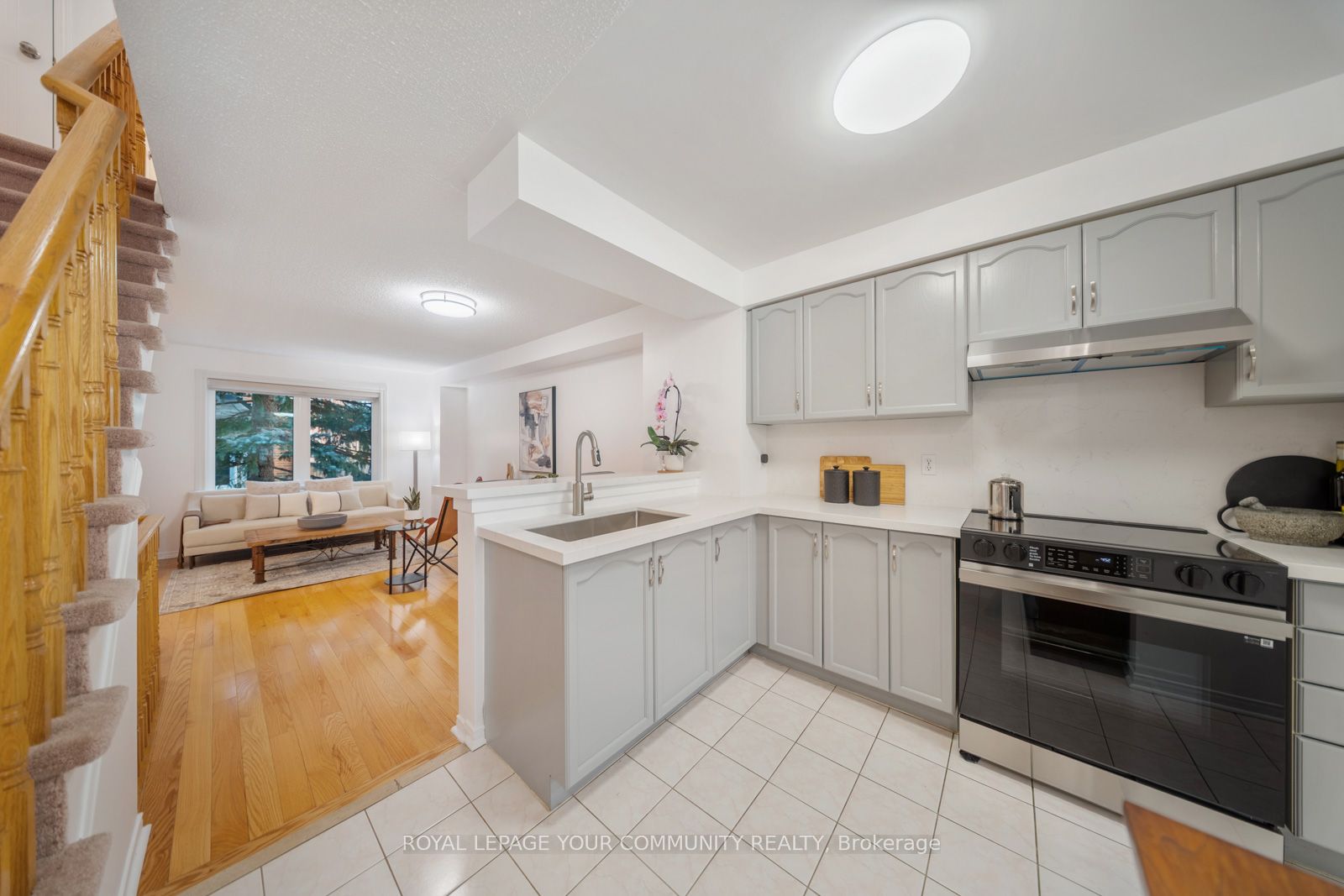 5865 Dalebrook Crescent 58B