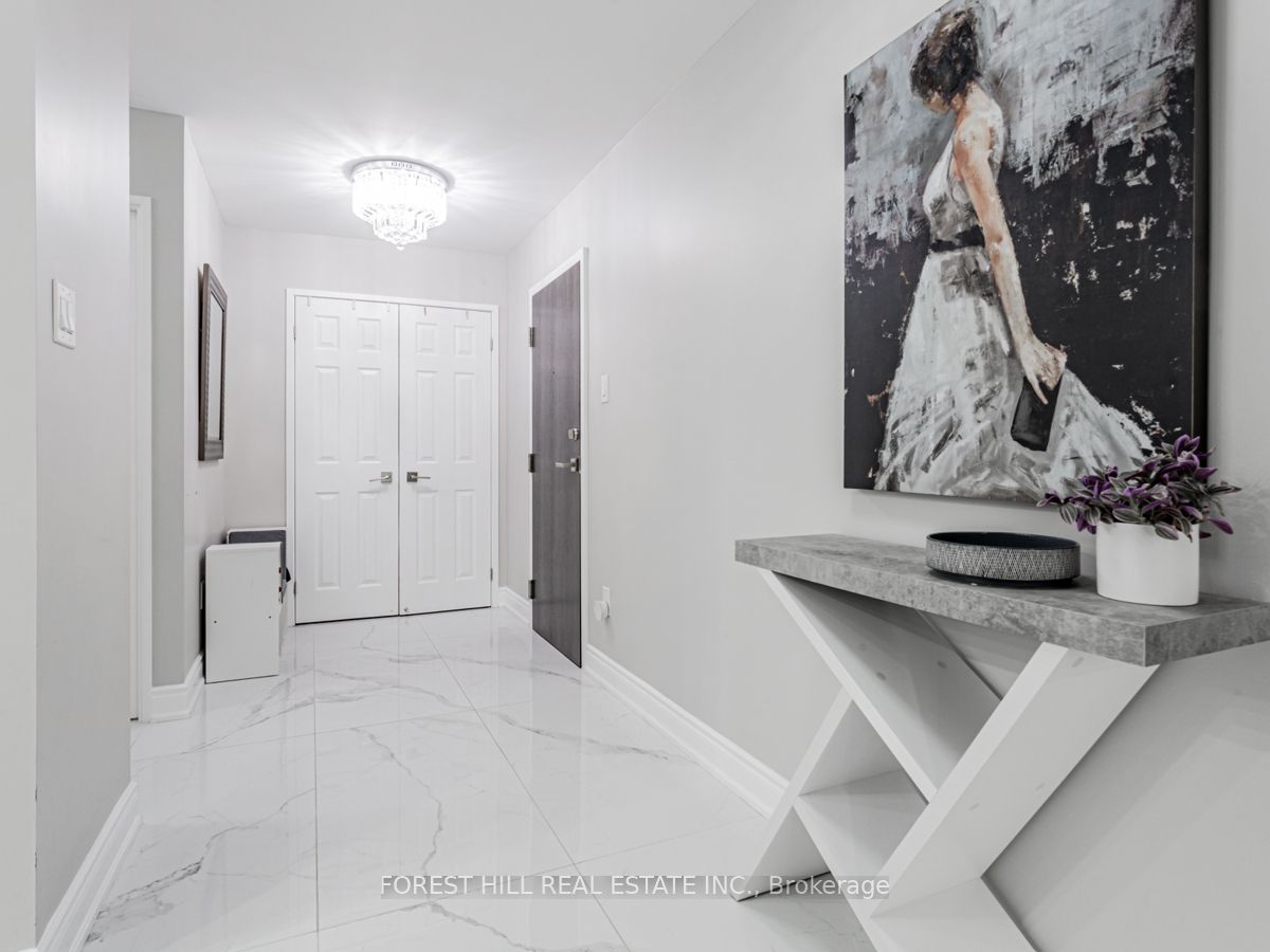 15 Mcmurrich Street 201