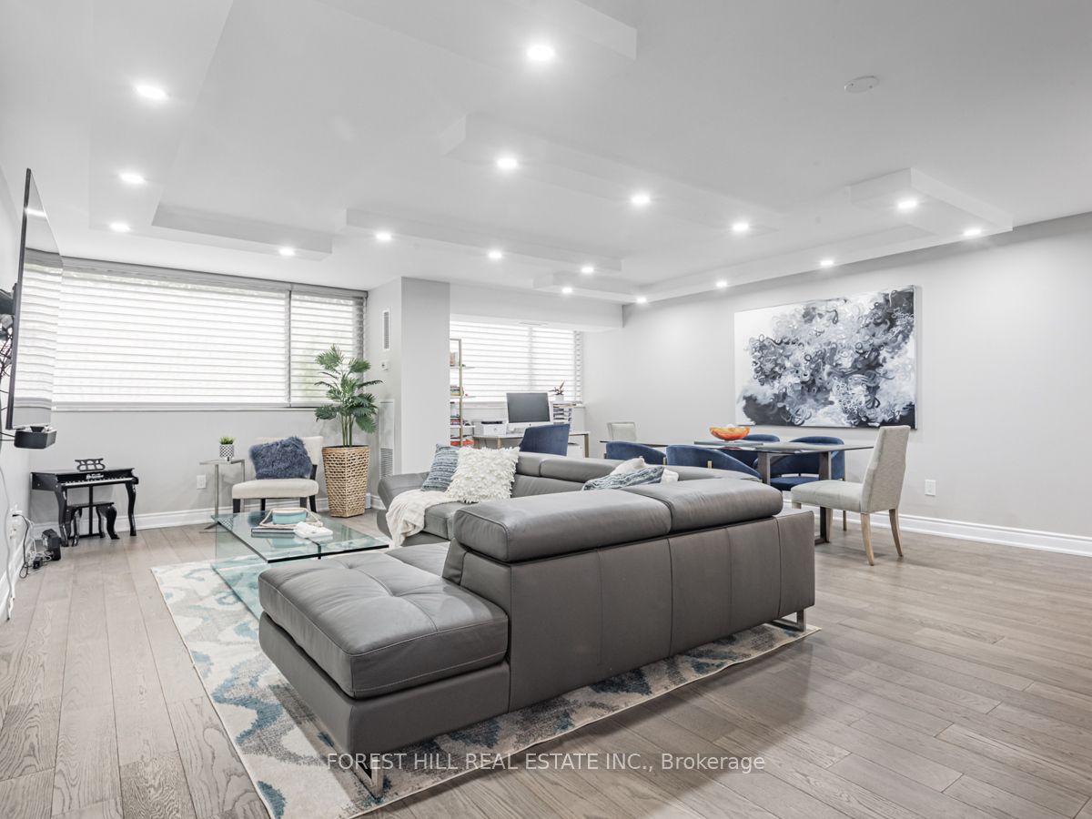 15 Mcmurrich Street 201