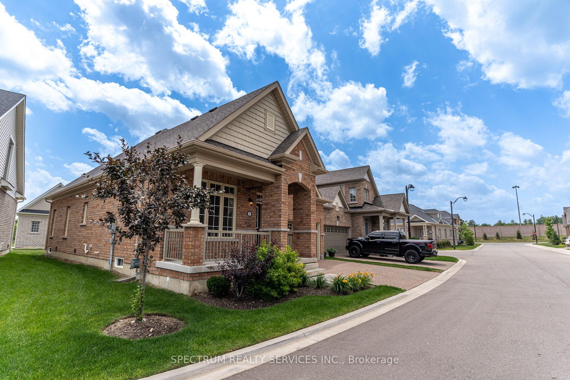 8 Abelia Street