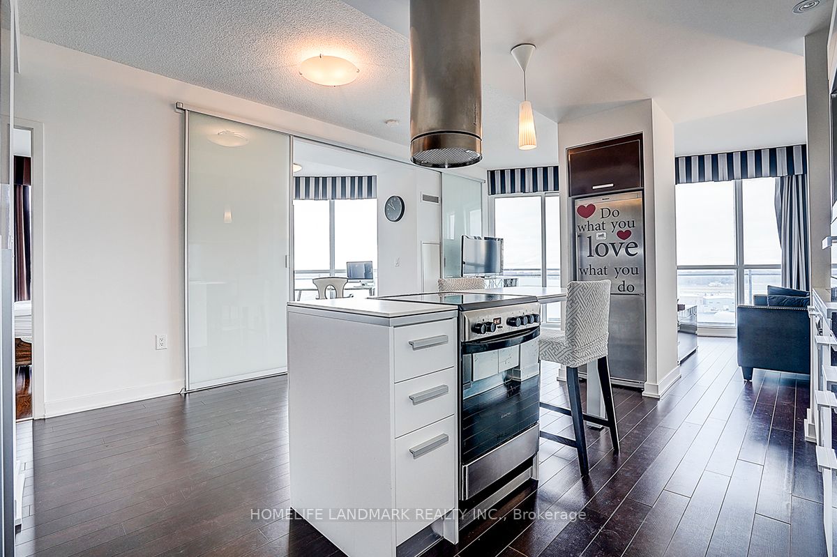 38 Dan Leckie Way 1912