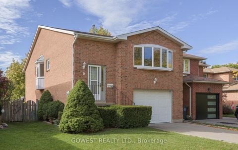 6 Elderbank Court Brampton ON L6Z 3B2