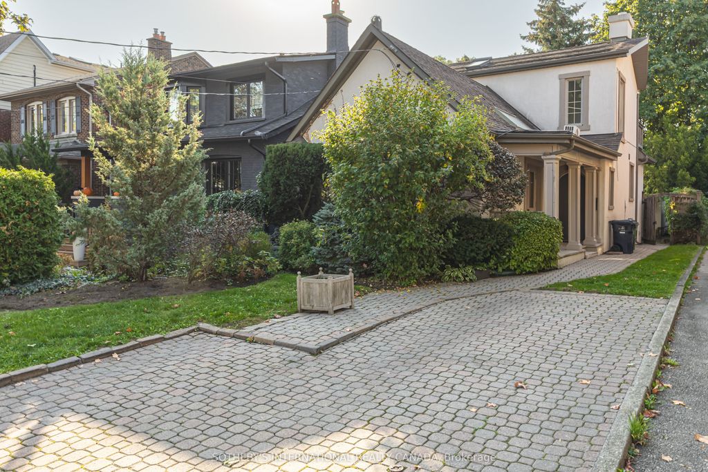 Photo of 65 St Germain Avenue, Toronto, ON M5M 1V9 (MLS # C12450538)