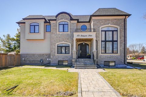476 TENNYSON Drive Oakville ON L6L 3Z1