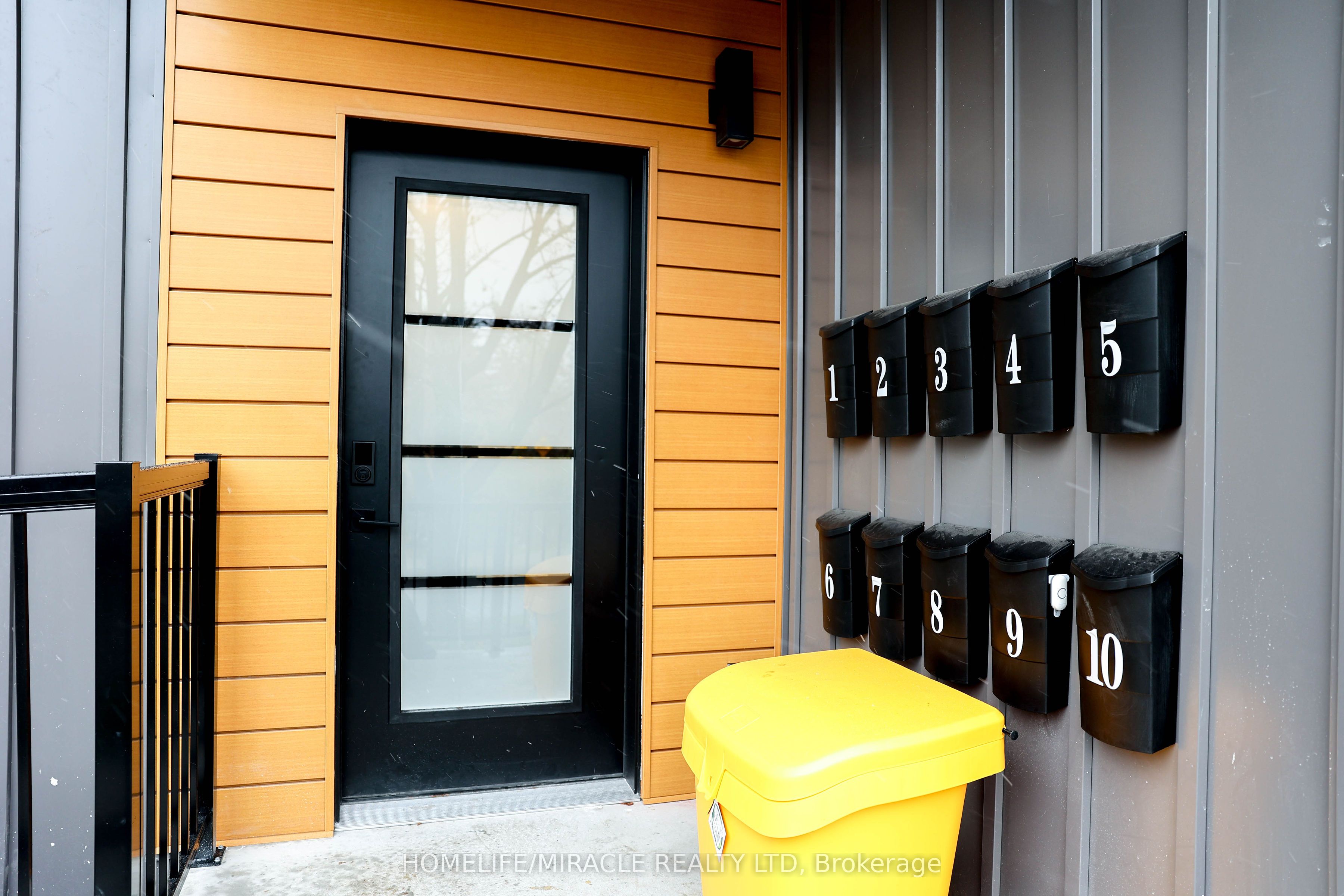 148 Glenlake Avenue 3