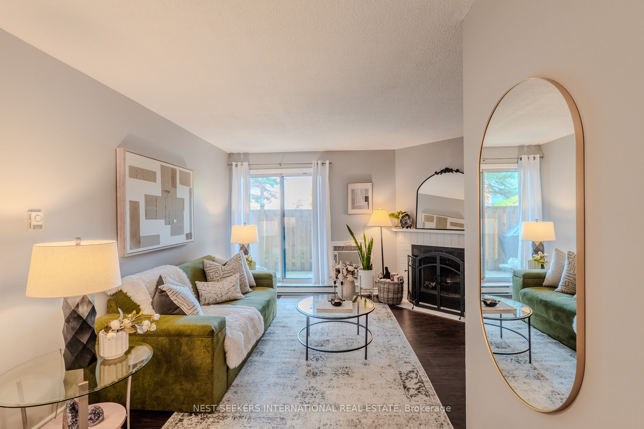 95 Trailwood Drive 711