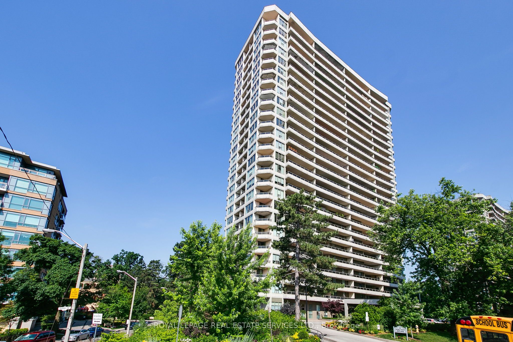 50 Quebec Avenue 905