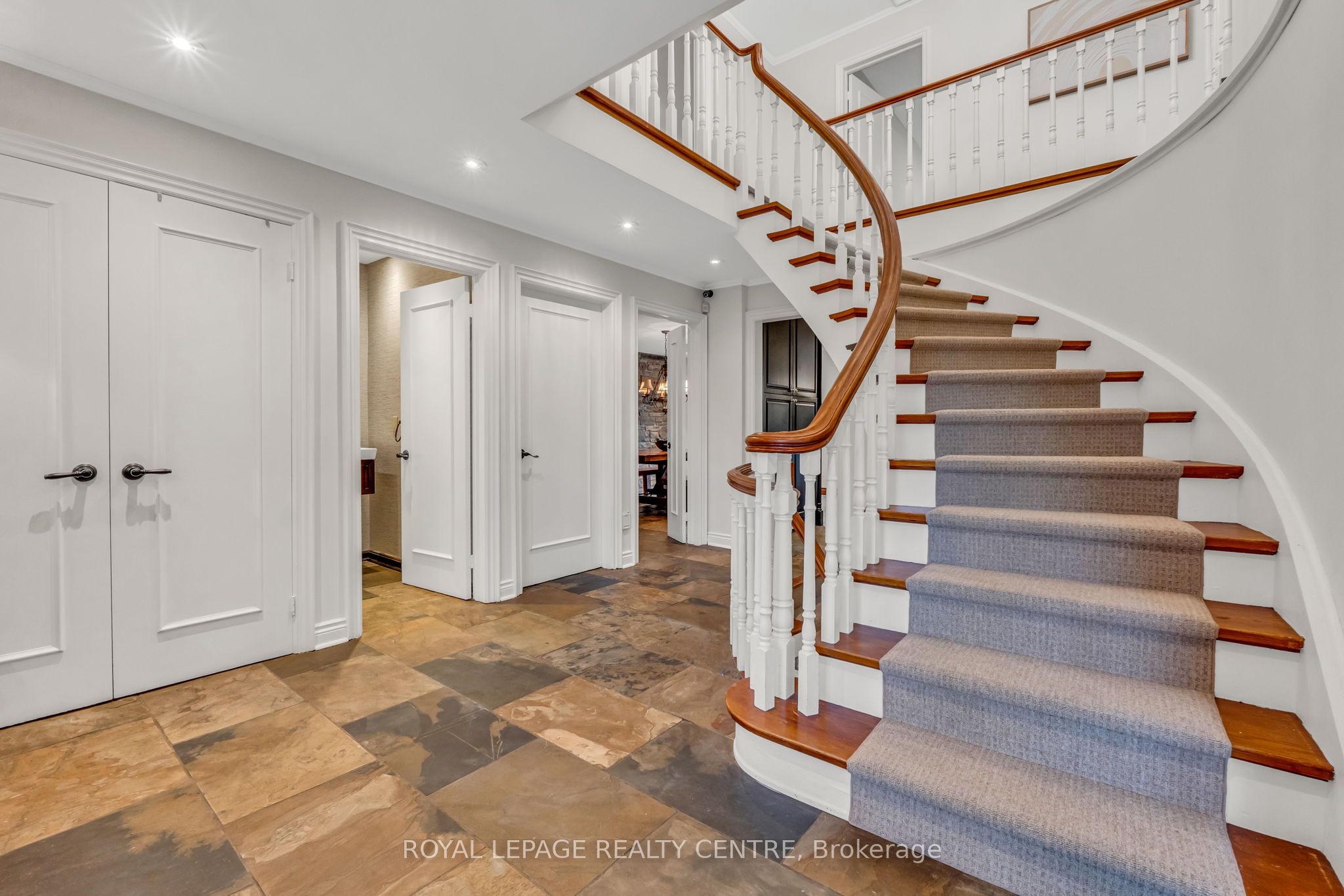 1593 Glenburnie Road