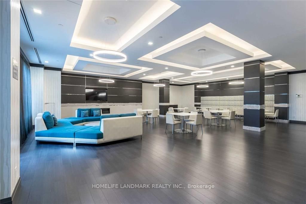 3600 Highway 7 Road 2101