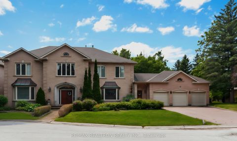 12 Moodie Drive Richmond Hill ON L4C 8C9