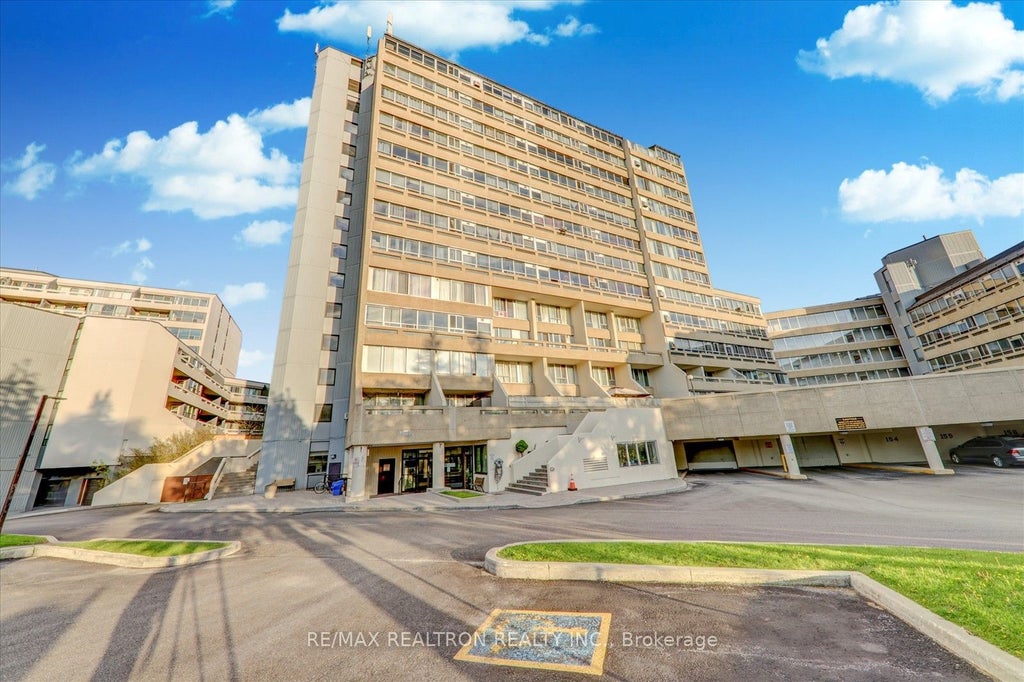 Photo of 5580 Sheppard Avenue E #113, Toronto, ON M1B 2L3 (MLS # E13729698)