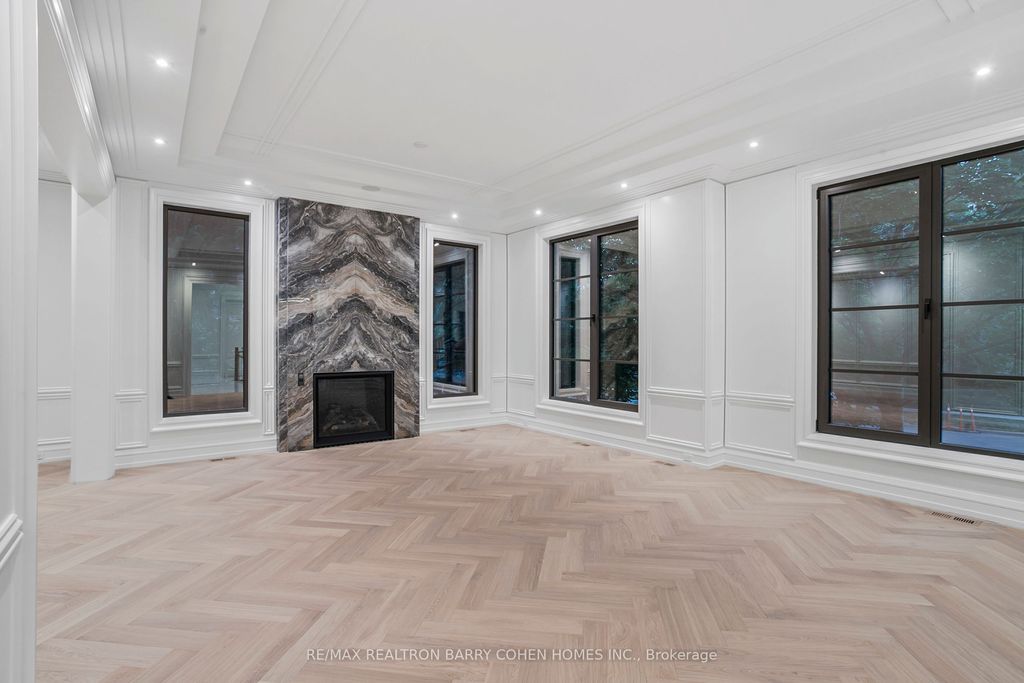 Photo of 27 Penwood Crescent, Toronto, ON M3B 3B1 (MLS # C12980320)