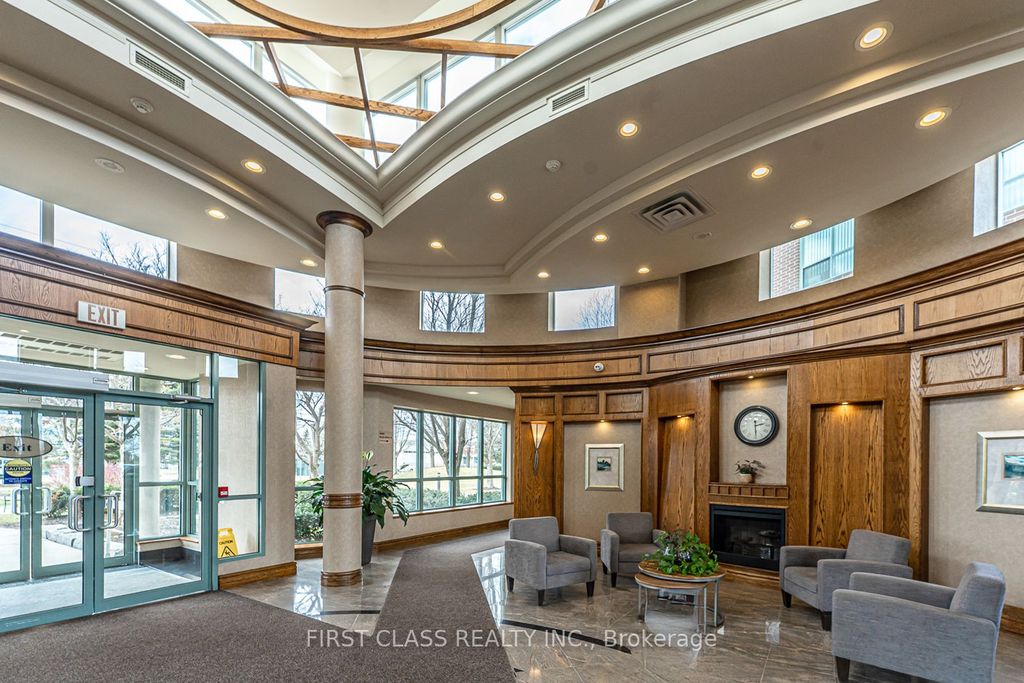 Photo of 4889 Kimbermount Avenue #403, Mississauga, ON L5M 7R9 (MLS # W12883046)
