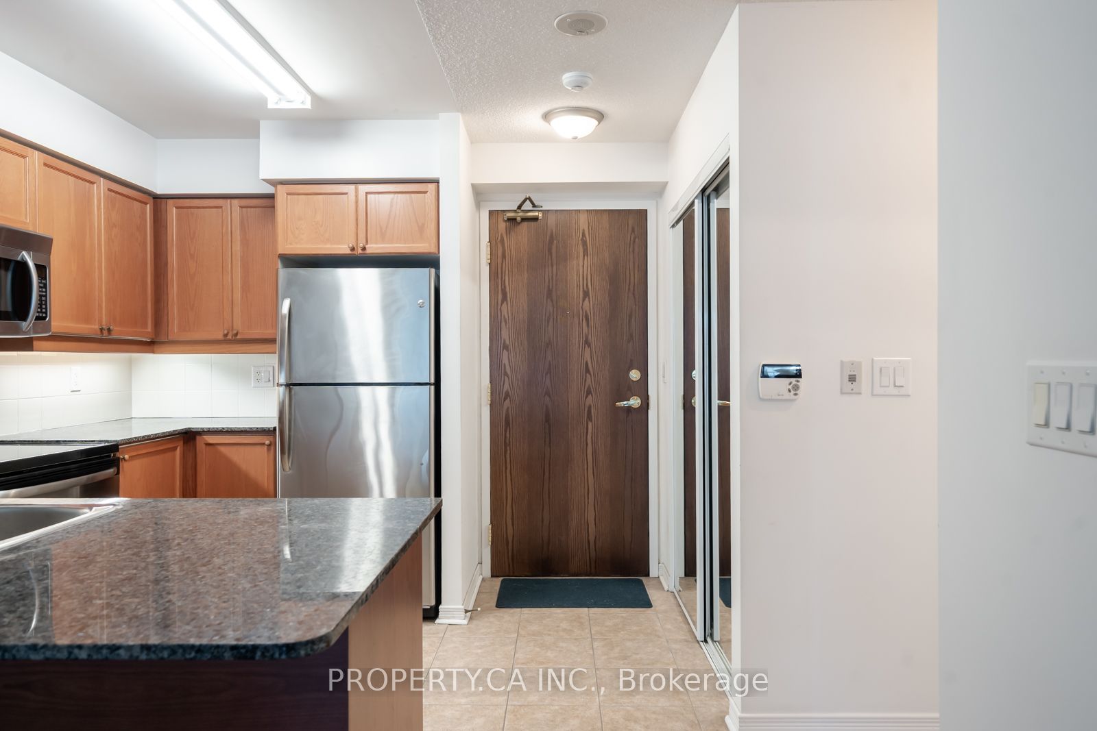 185 Oneida Crescent 910