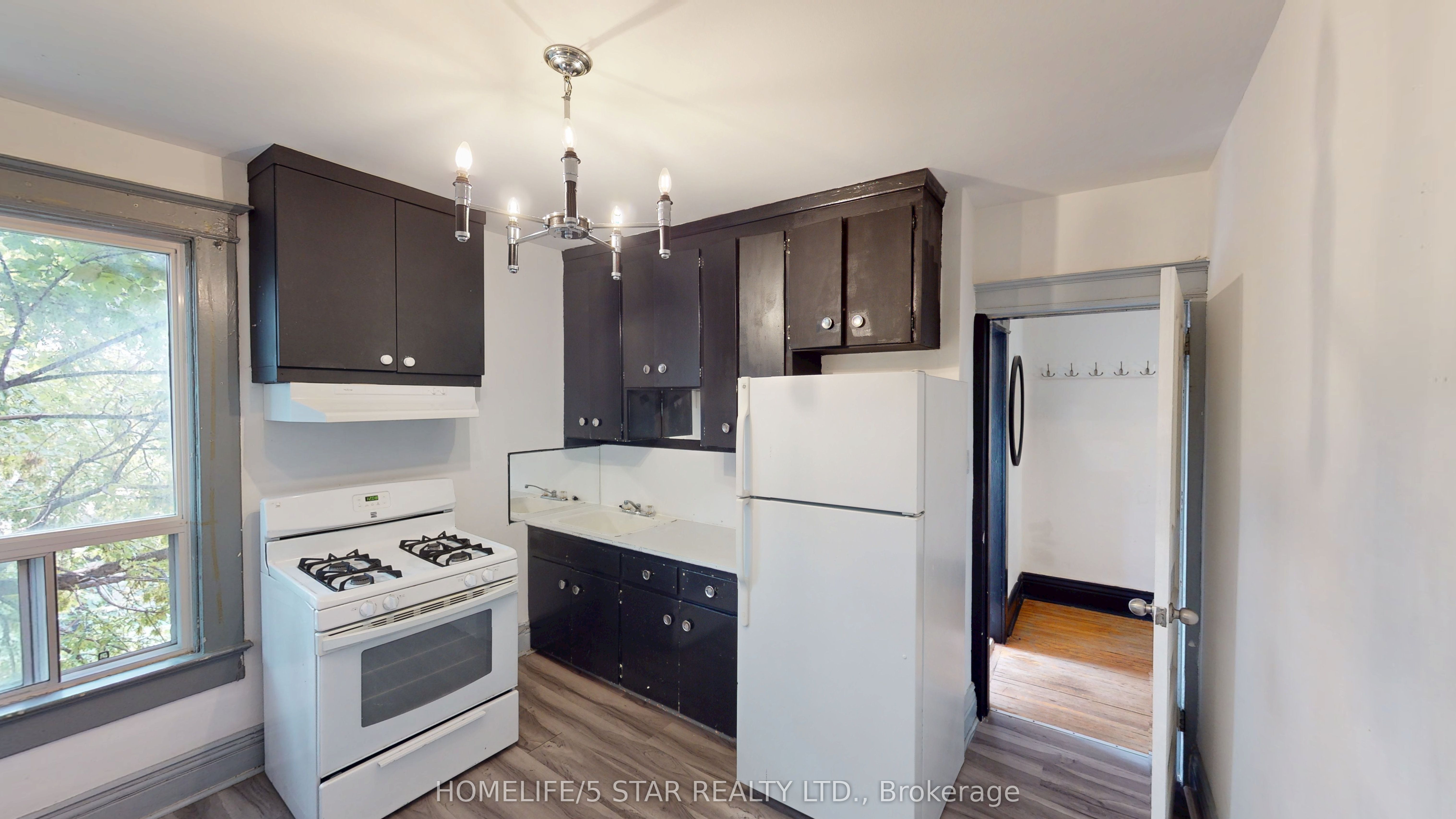 53 Hepbourne Street 2