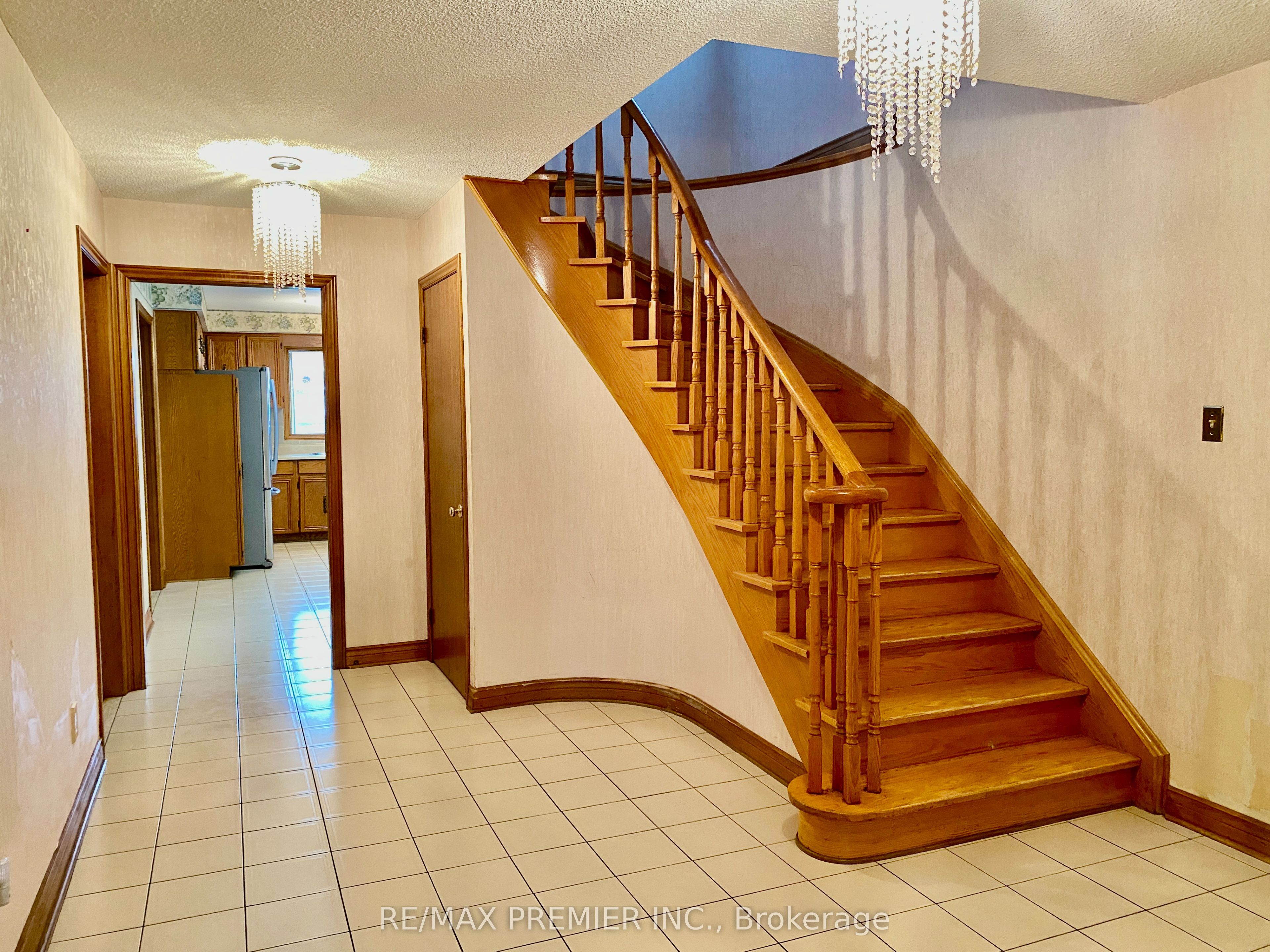 130 Jackman Crescent