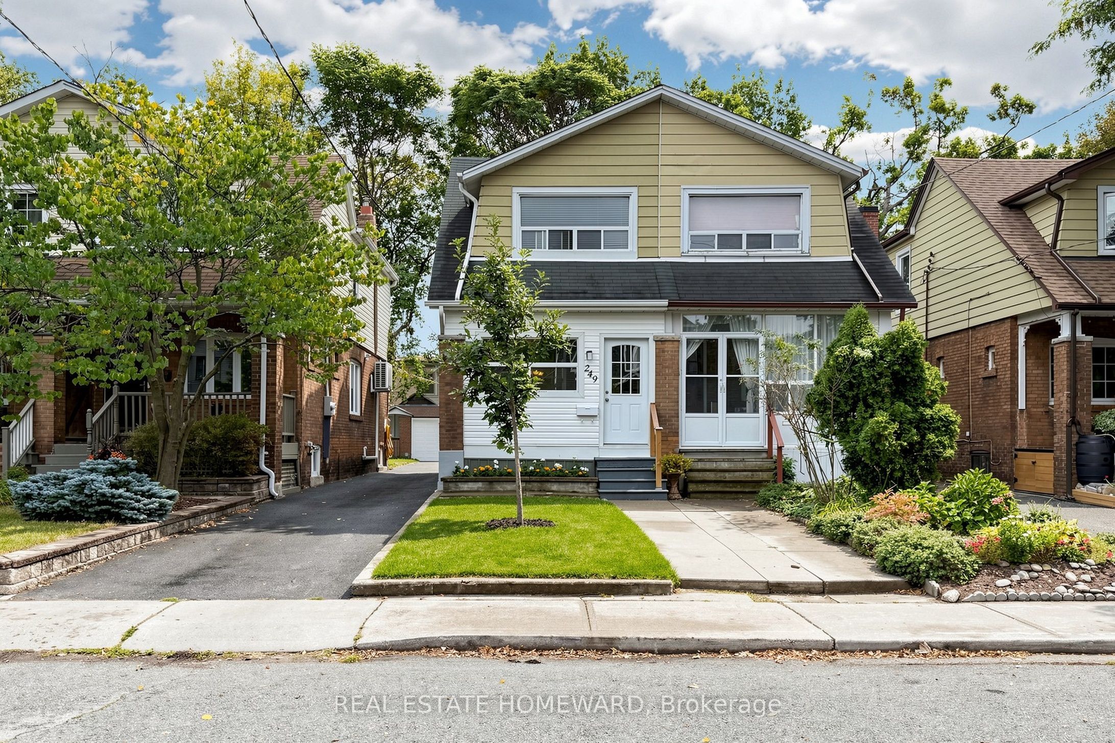 249 Queensdale Avenue