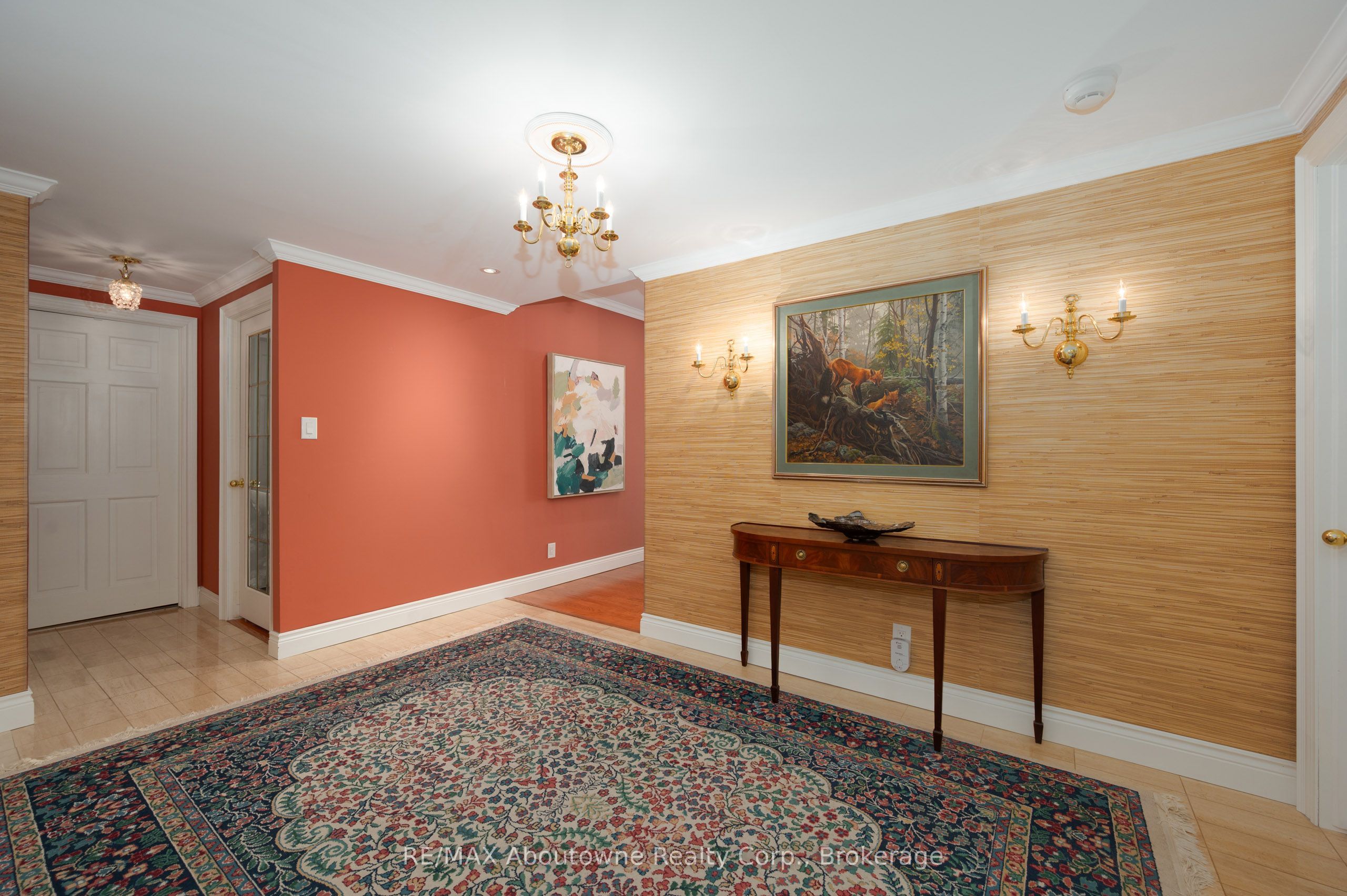 100 Lakeshore Road E 1105