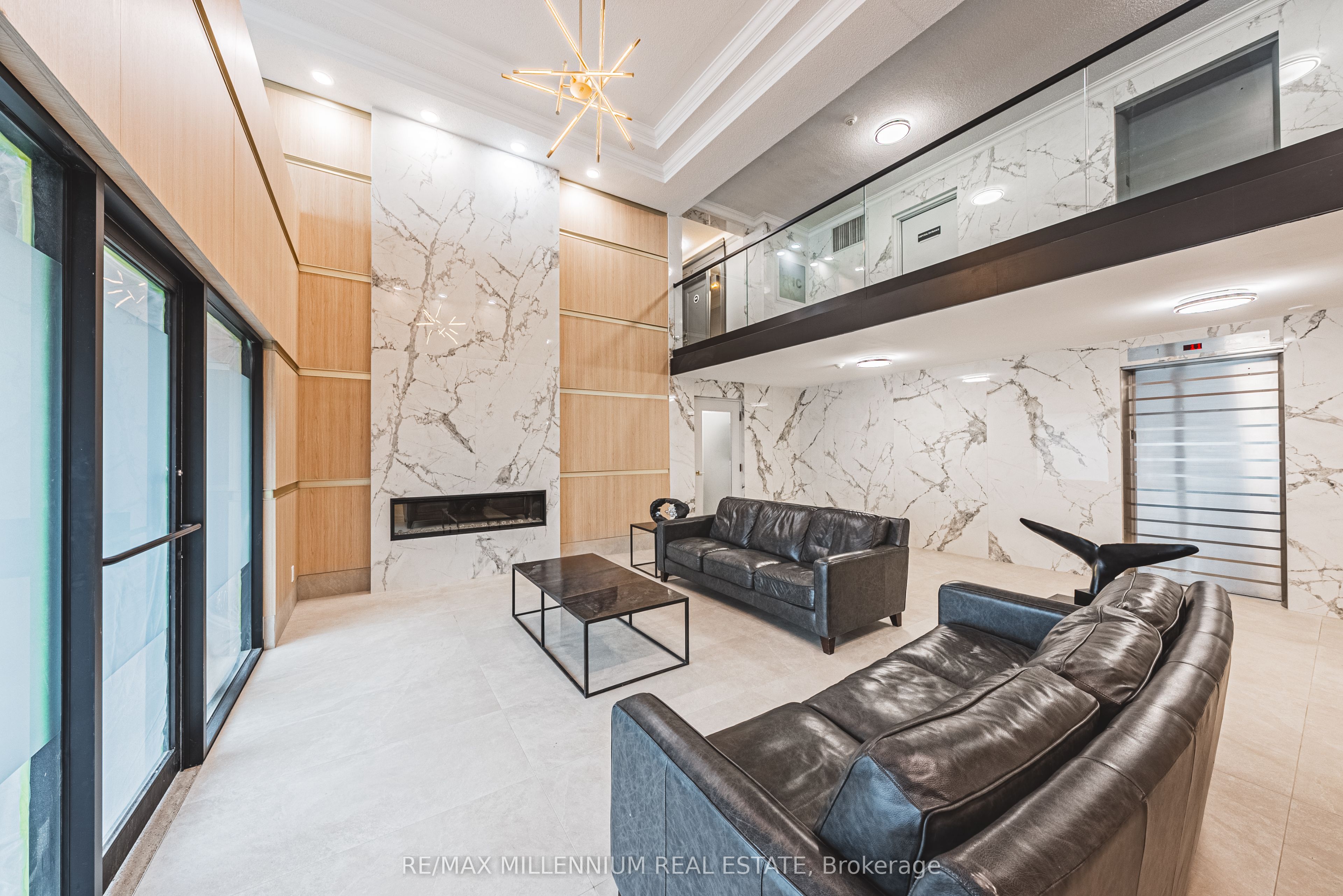 2160 Lakeshore Road 708