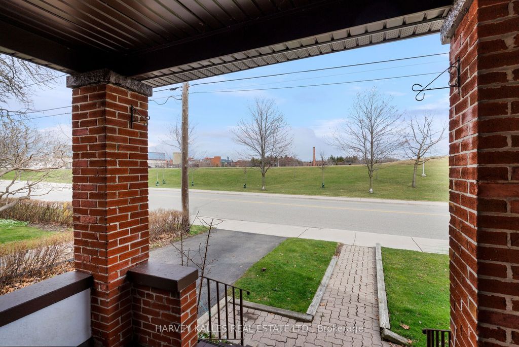 Photo of 4 Twenty Third Street, Toronto, ON M8V 3M7 (MLS # W13010394)