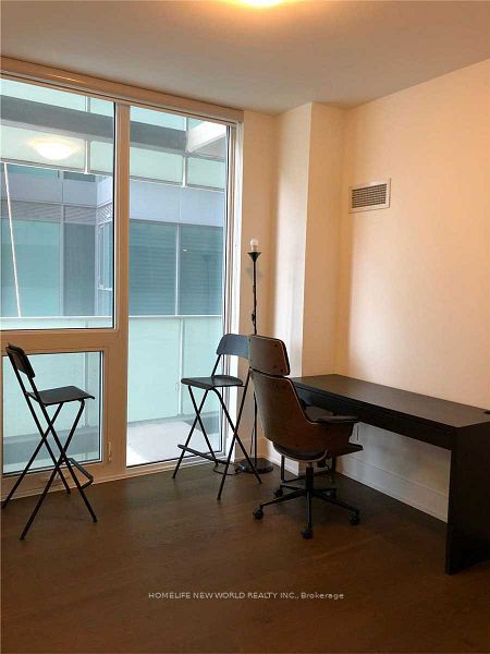 200 Bloor Street W 701