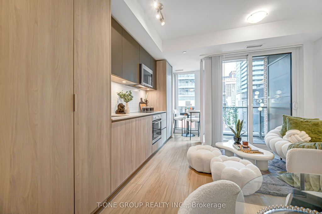 Photo of 8 WIDMER Street #808, Toronto, ON M5V 2E7 (MLS # C12573914)