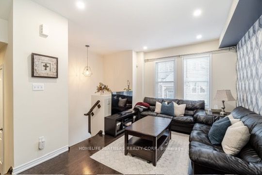 10 Porter Avenue 17