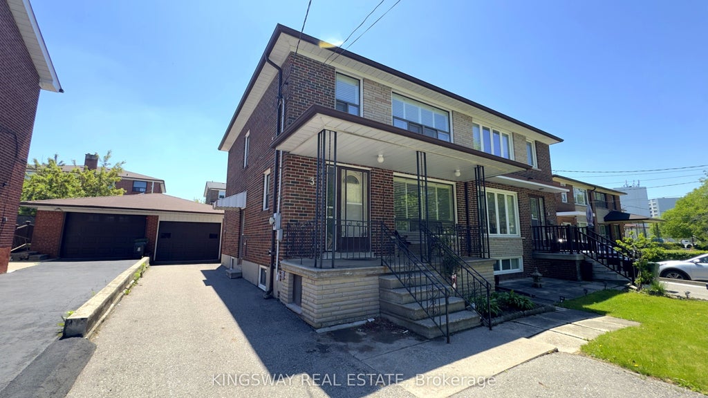 Photo of 31 Quinan Drive, Toronto, ON M6L 1E8 (MLS # W13762156)