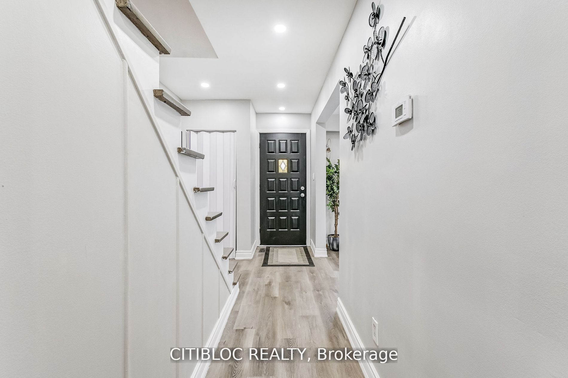 28 Navenby Crescent