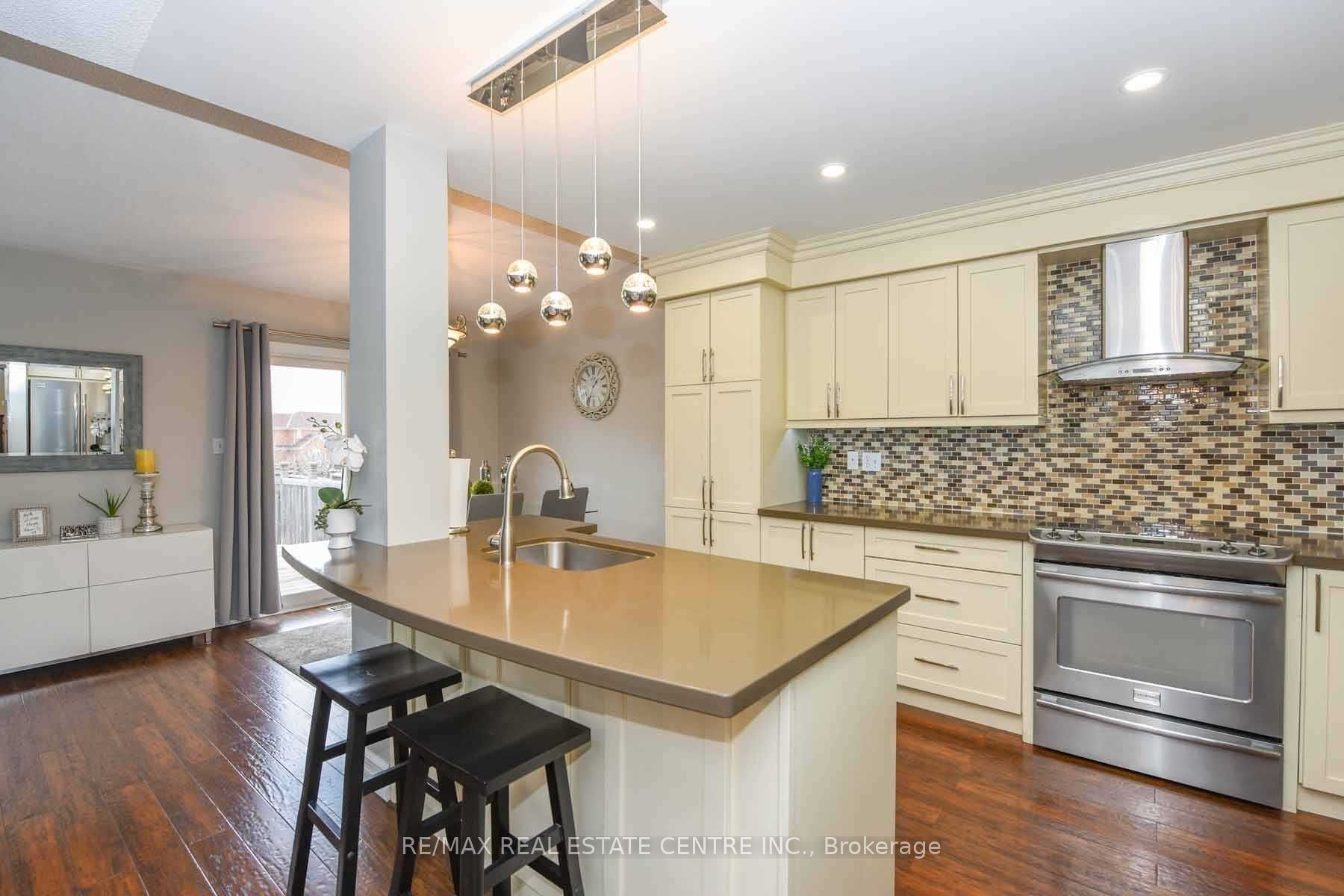 764 Avocado Crescent