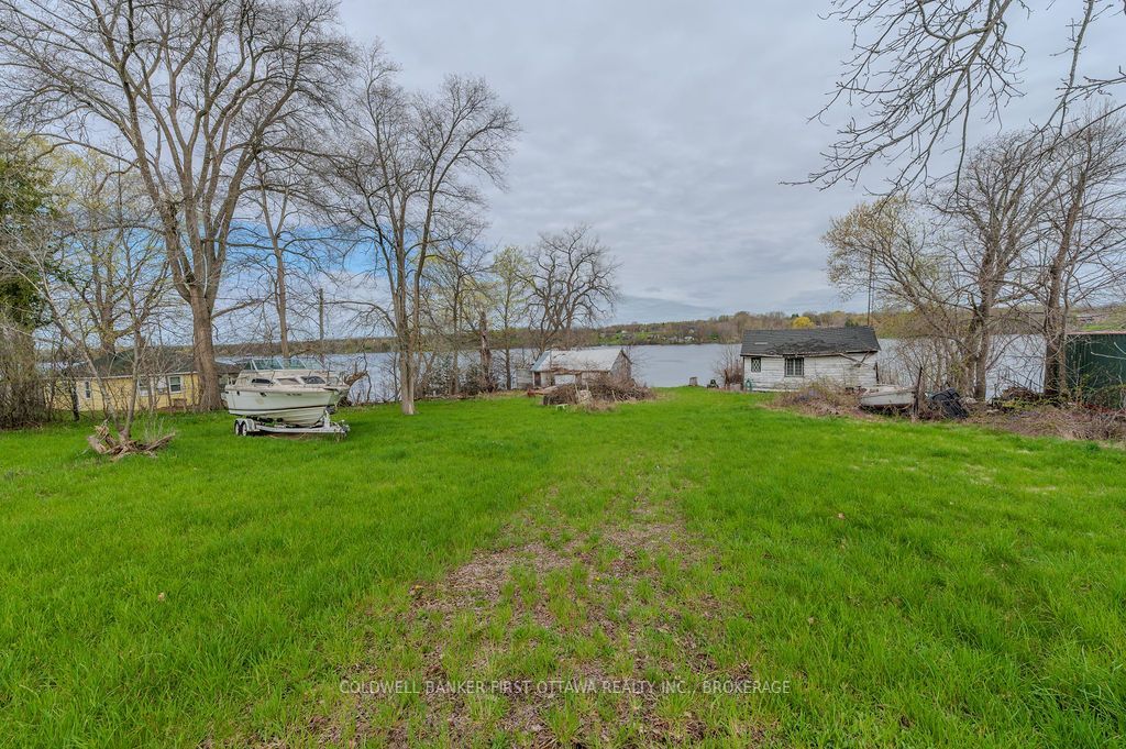 Photo of 1285 South Shore Road, Greater Napanee, ON K7R 3K7 (MLS # X13075586)