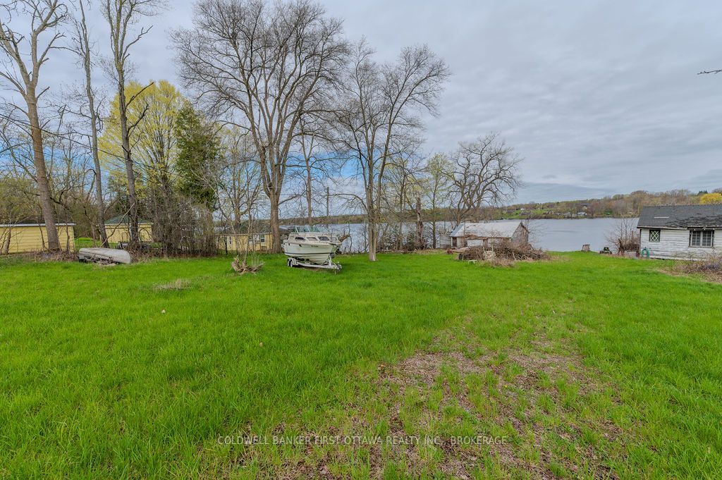 Photo of 1285 South Shore Road, Greater Napanee, ON K7R 3K7 (MLS # X13075586)