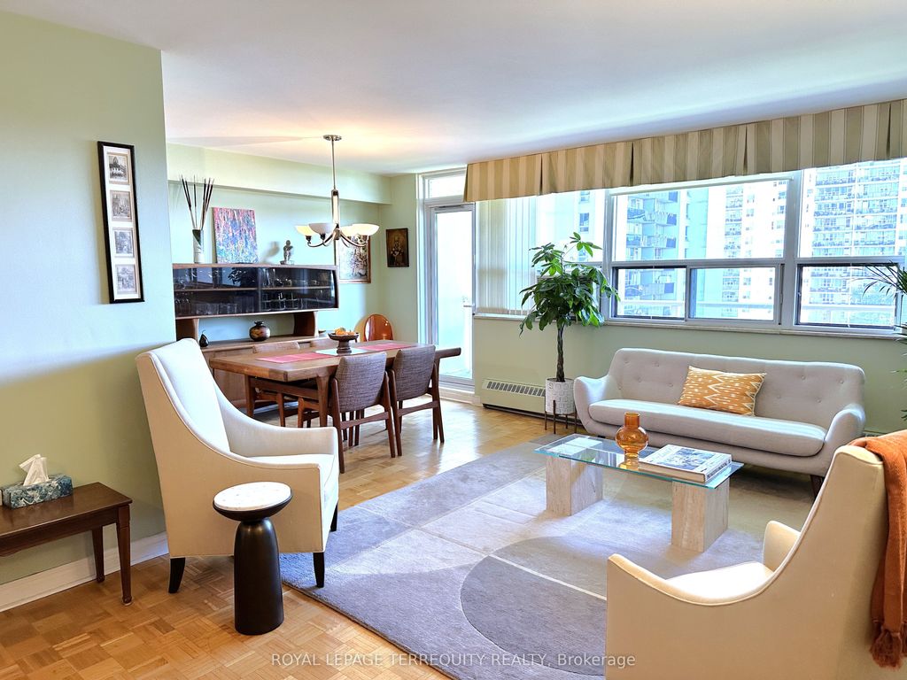 Photo of 360 Ridelle Avenue #817, Toronto, ON M6B 1K1 (MLS # W12449742)