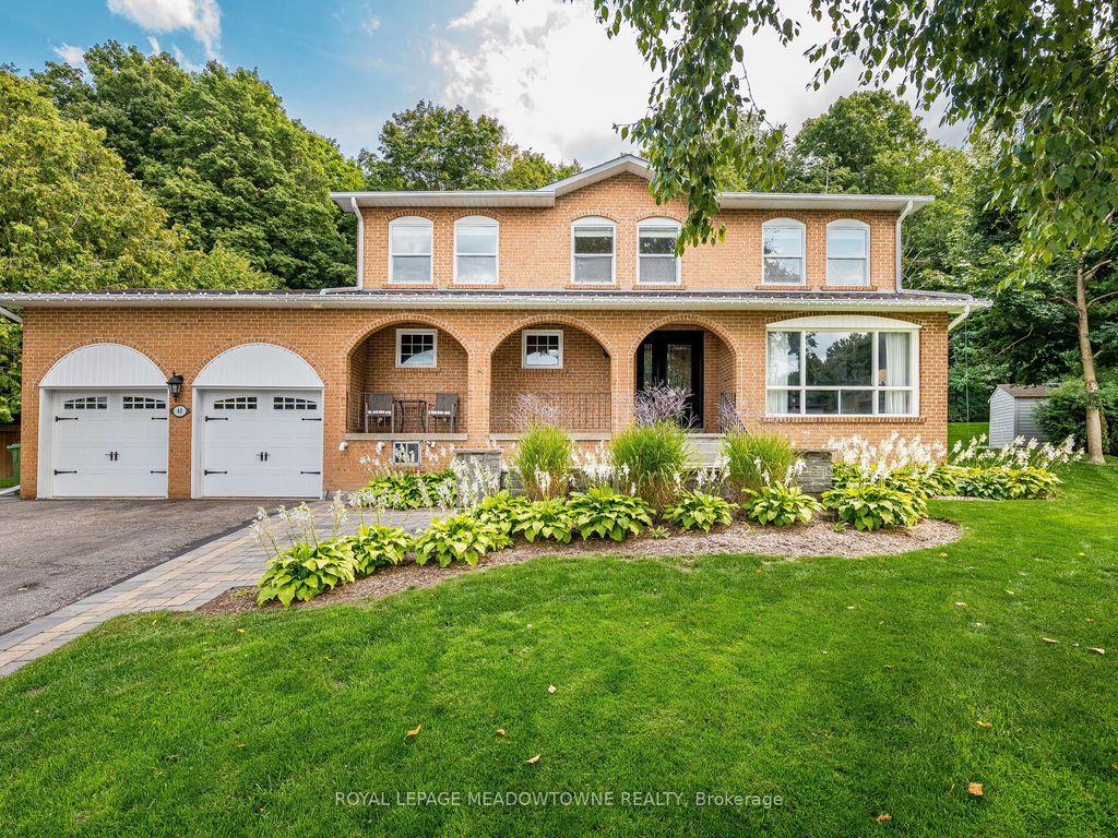 Photo of 40 Hilltop Drive, Caledon, ON L7C 1H6 (MLS # W12784108)