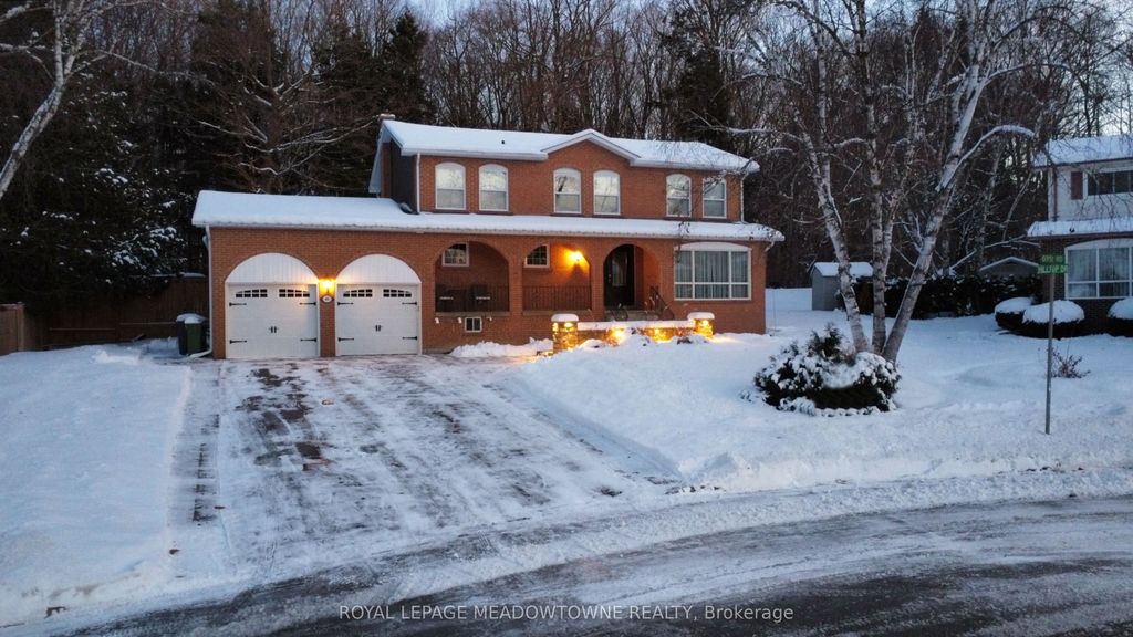 Photo of 40 Hilltop Drive, Caledon, ON L7C 1H6 (MLS # W12784108)