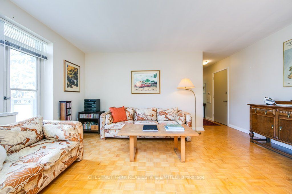 75 Scarborough Road 201