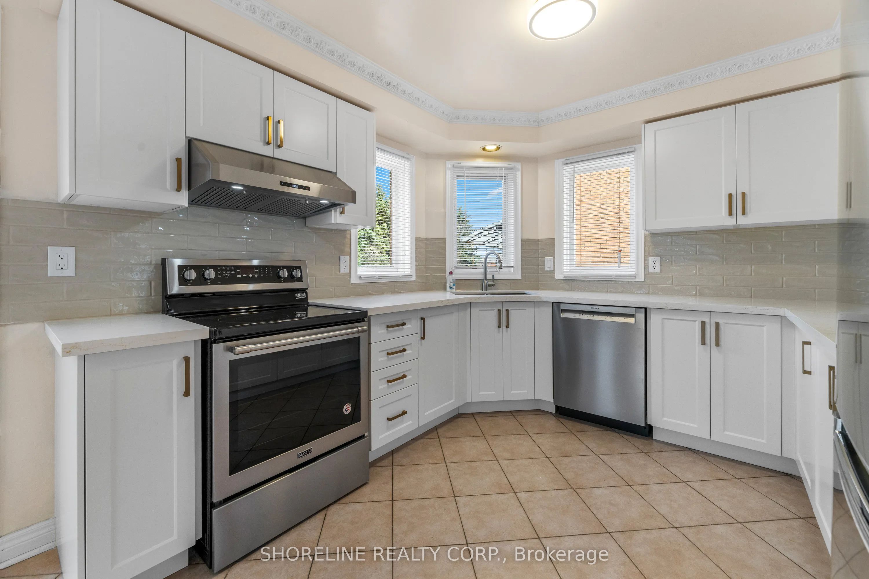5871 Greensboro Drive
