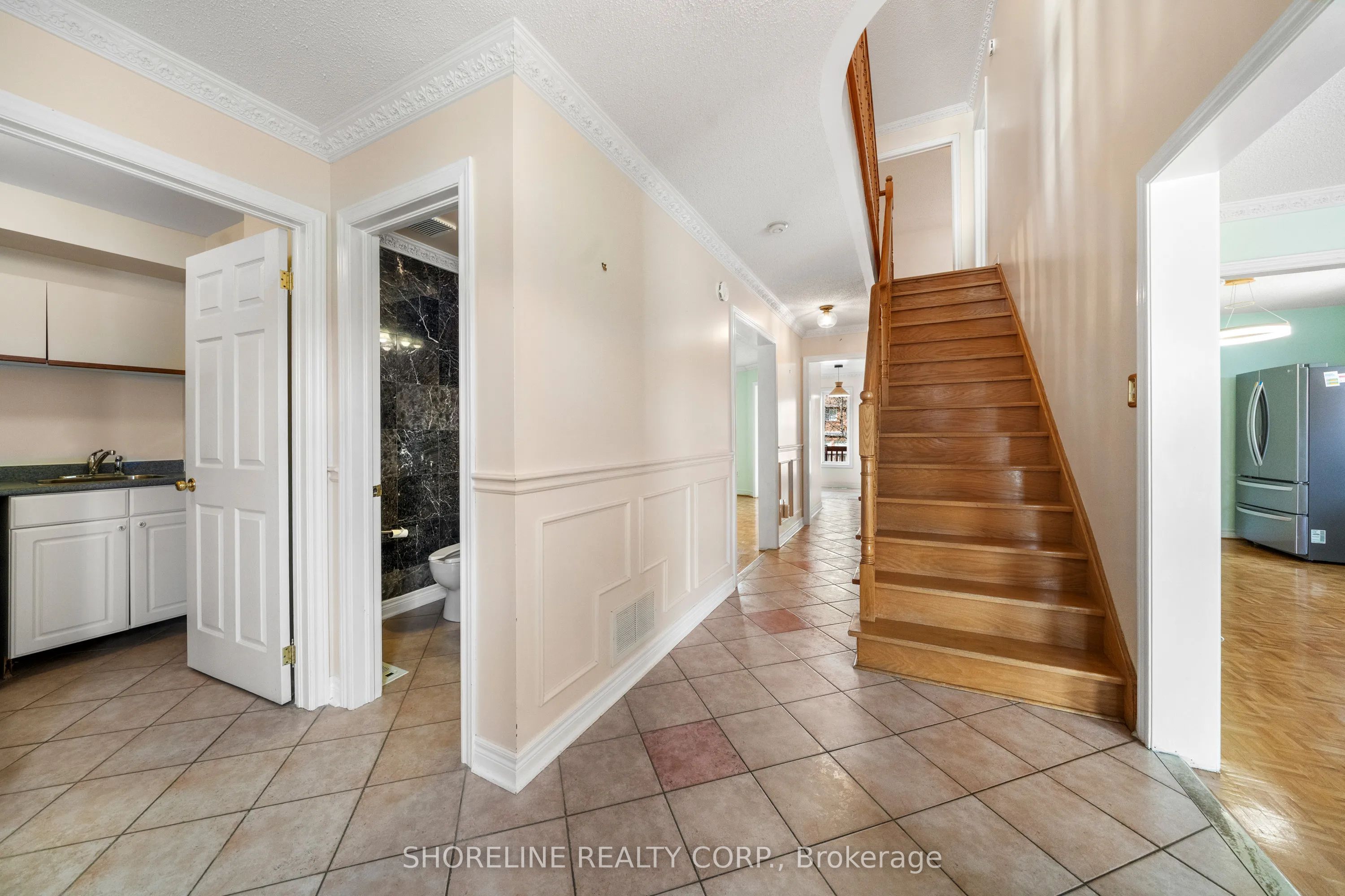 5871 Greensboro Drive