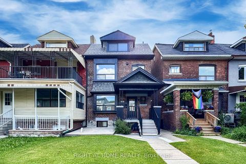 656 Crawford Street 3 Toronto ON M6G 3K2