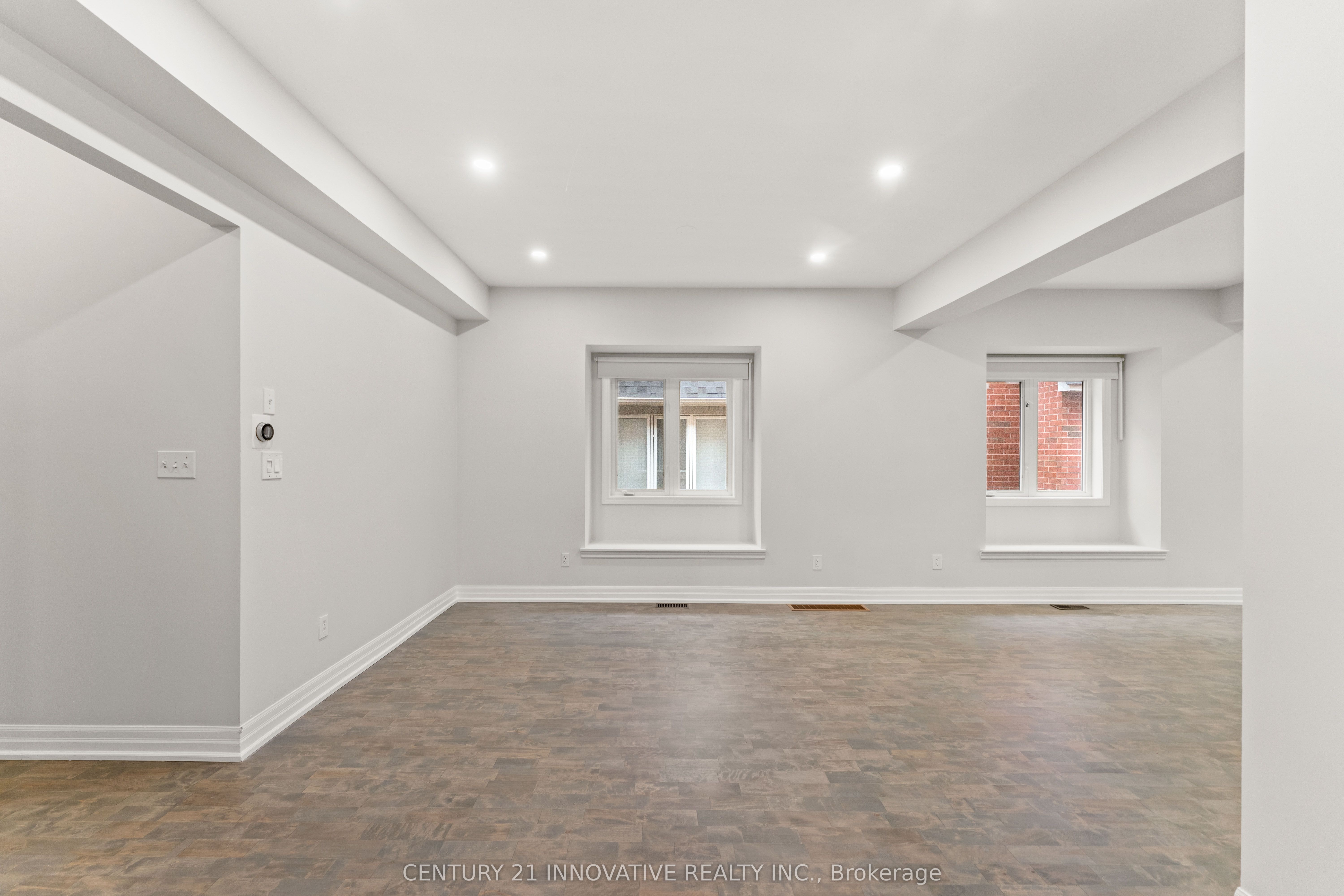 2442 Felhaber Crescent