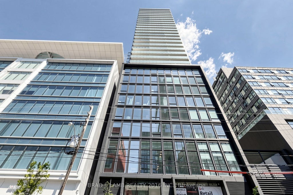 Photo of 284 King Street E #2004, Toronto, ON M5A 1K4 (MLS # C13782530)