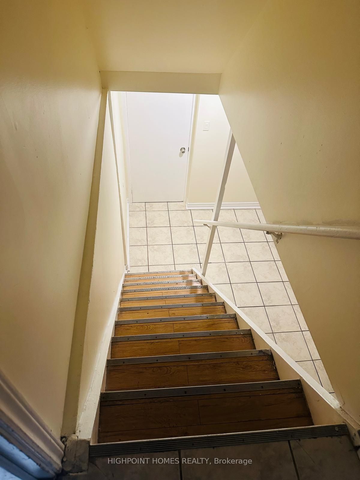 2 William Honey Crescent Bsmt