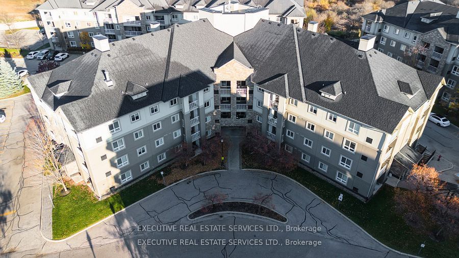 4 Dayspring Circle #203